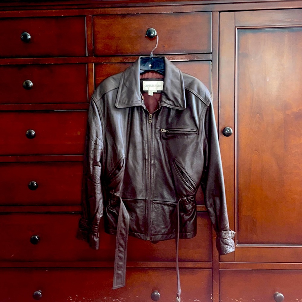 Used Charles Klein Brown 100% leather jacket /Woman’s/Medium.